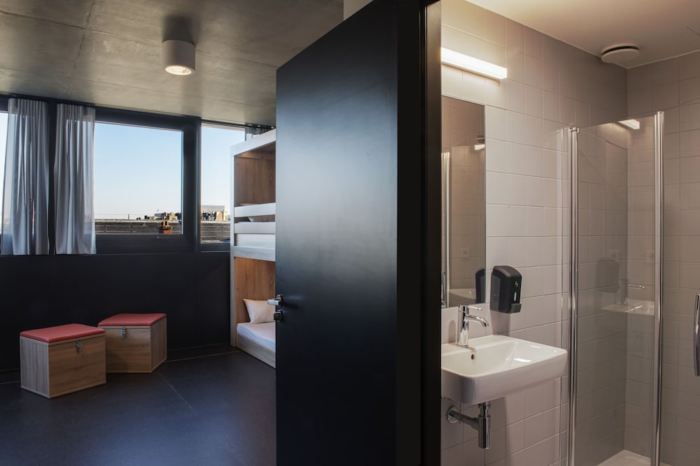 Фото The People Paris Marais