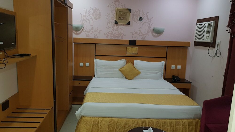 Фото Qanadil Al Raha Hotel Apartments