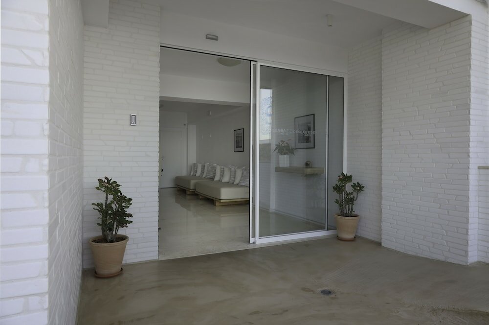 Фото Sea Breeze Hotel