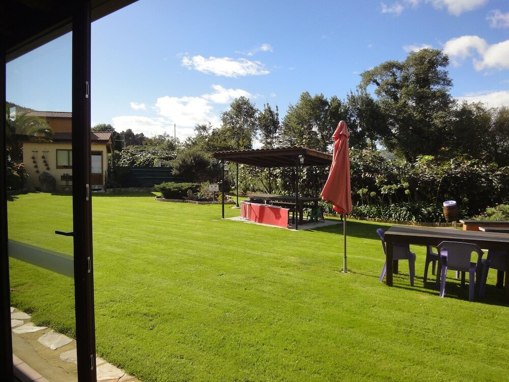 Фото Apartamentos Rurales Villa de Saín