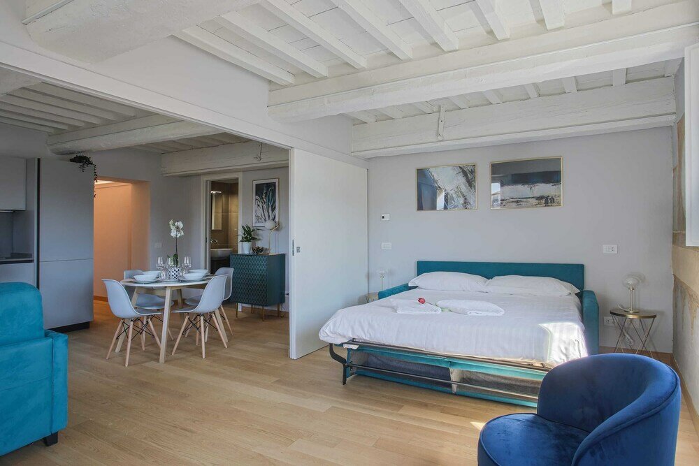 Фото Luxury Suite in Florence - Hosted by Sweetstay