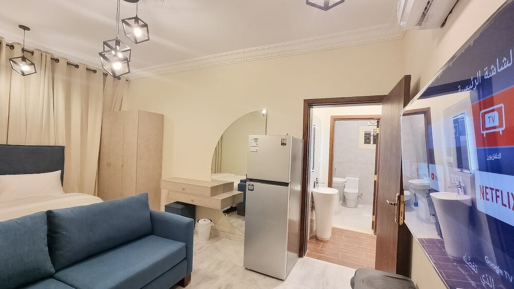 Фото Hometel Alfaysaliyah