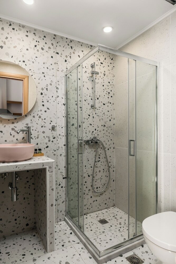 Фото Mouragia Luxury Seaview Suite by Konnect