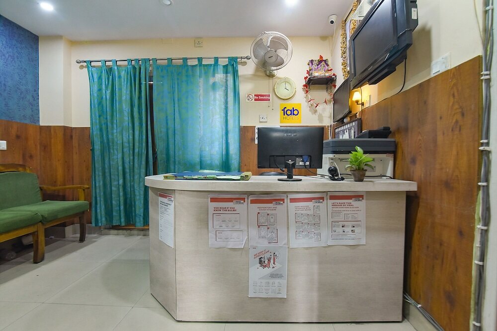 Фото Fabexpress Sai City Inn