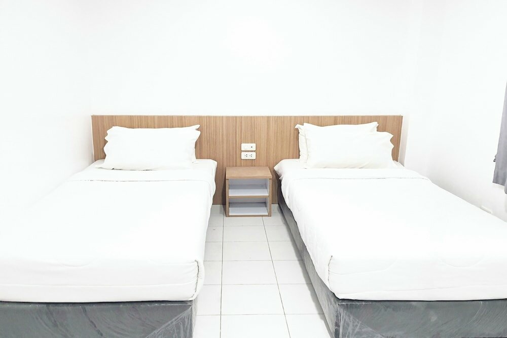 Фото Patong Bay Inn