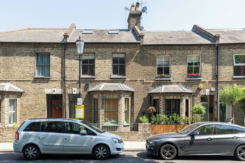 Фото Picturesque house with patio