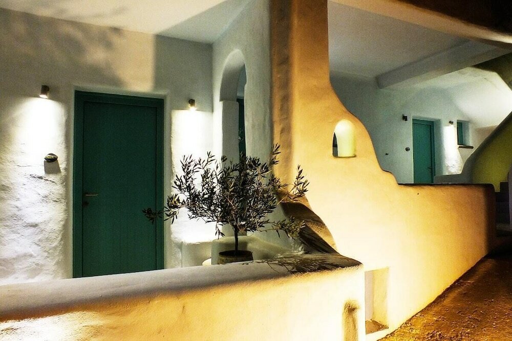 Фото Finikas Hotel