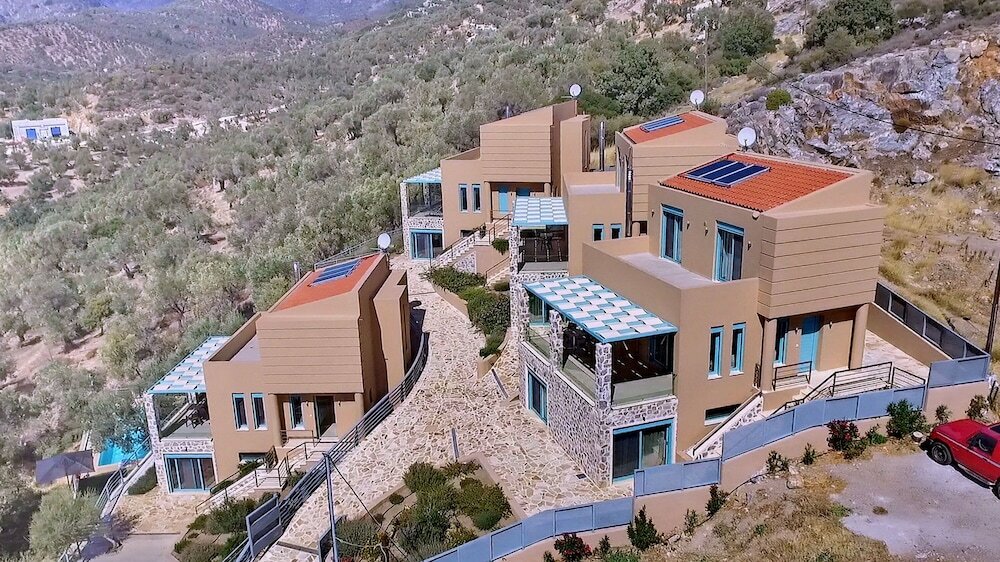 Фото Ouzo Houses 2