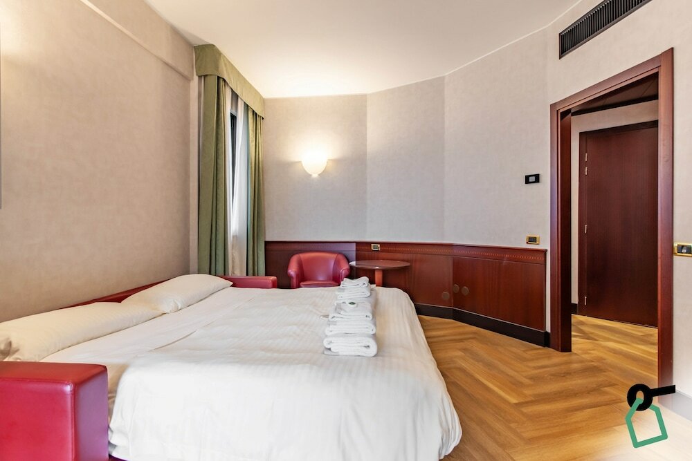 Фото Hotel Rooms Milano