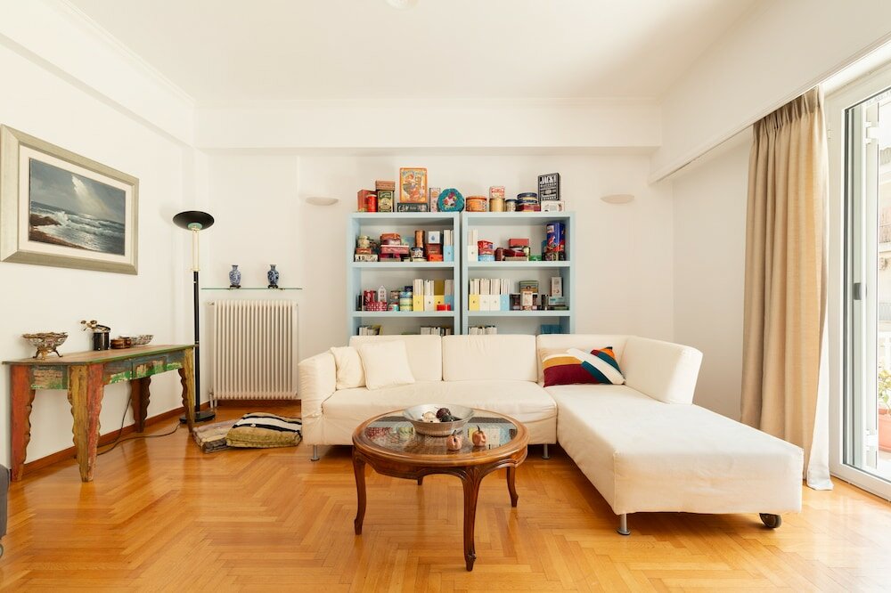 Фото Vibrant in Pangrati by Athenian Homes