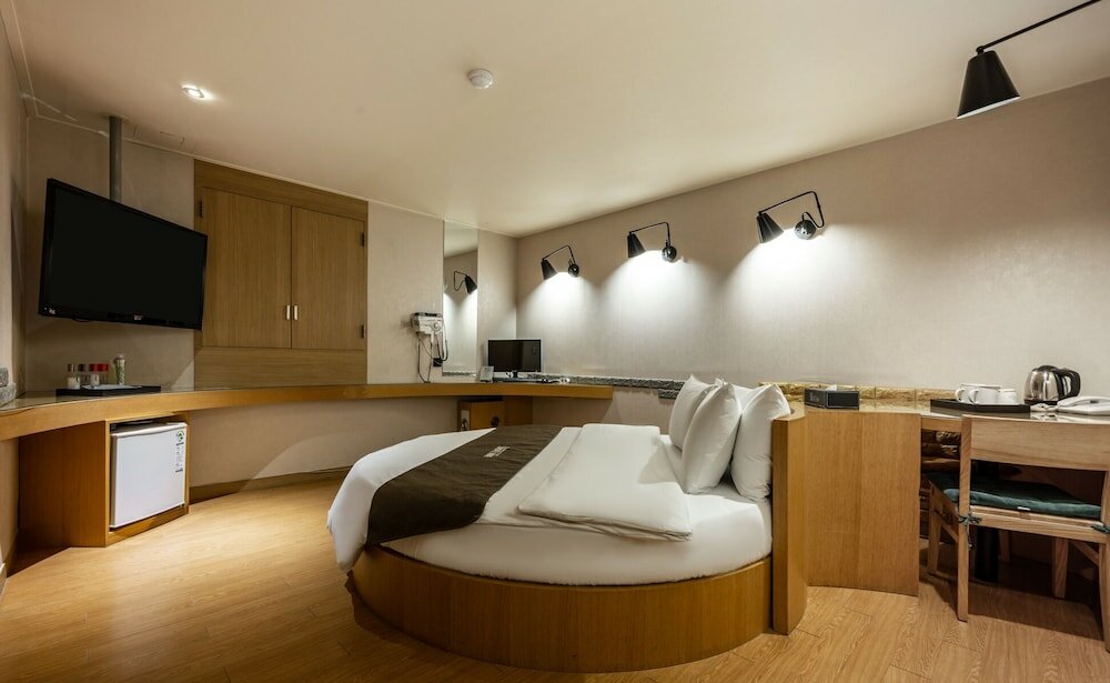 Фото Yeongdeungpo Nine