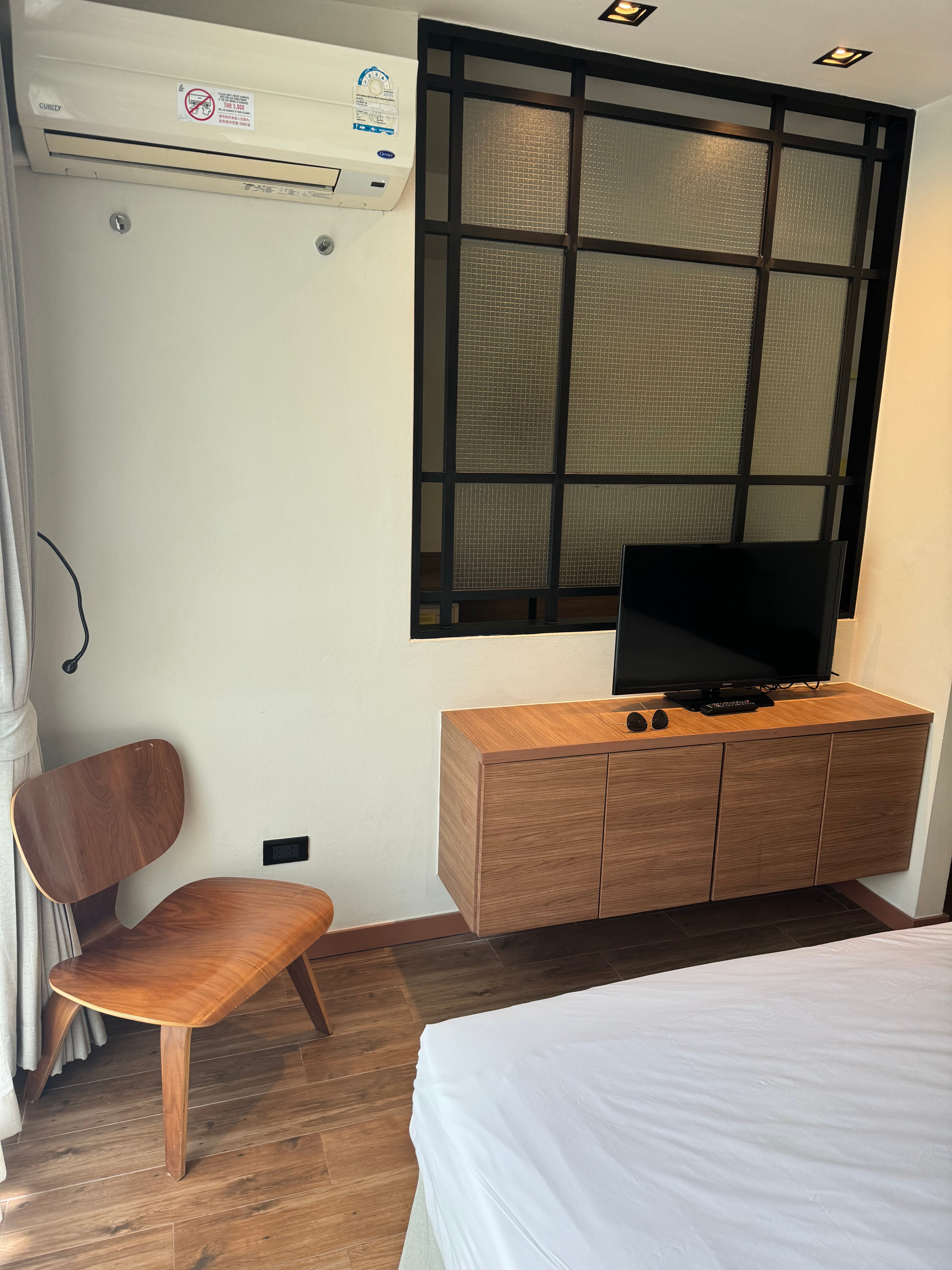 Фото Sunshine Hip