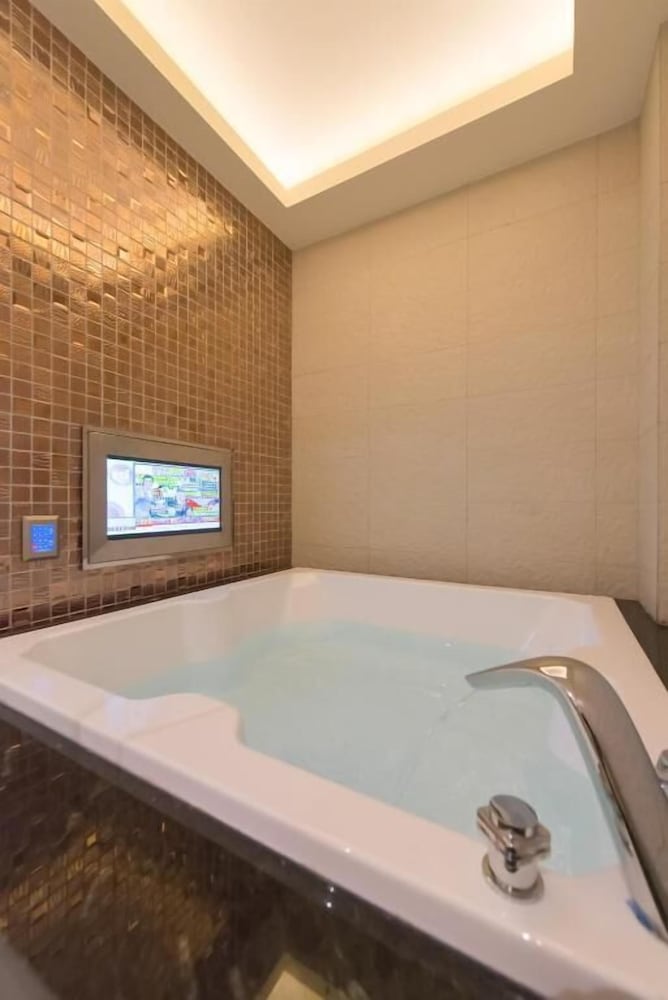 Фото Mu Yue Jingpin Motel