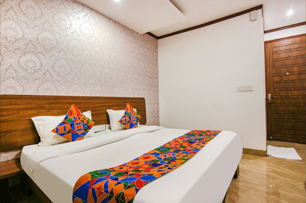 Фото Fabexpress The Divine Residency