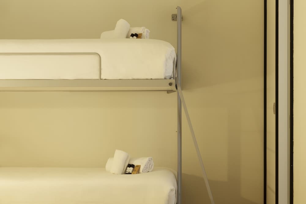 Фото Icon Embassy