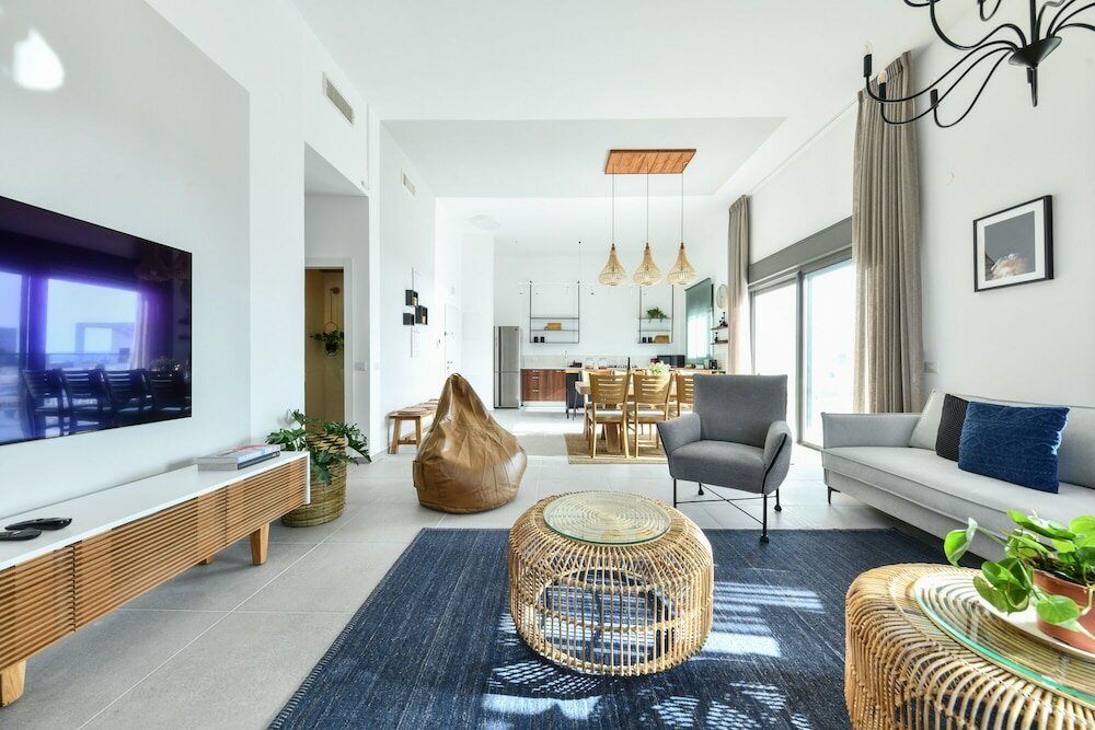 Фото High Class 6br Achziv apartment