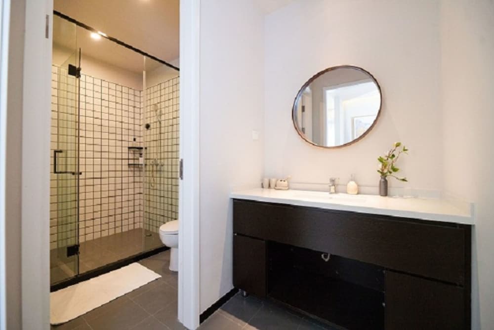 Фото Suisse Place Shanghai