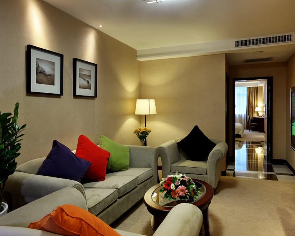 Фото Shenzhen Jiayue Hotel