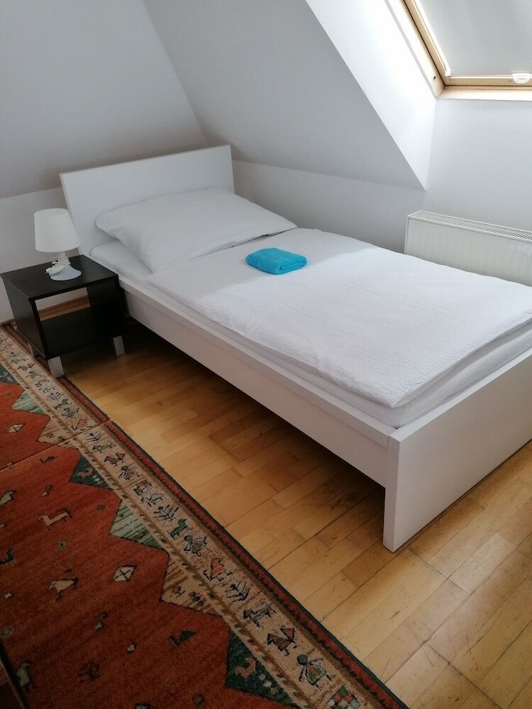 Фото Favoriten-Rooms