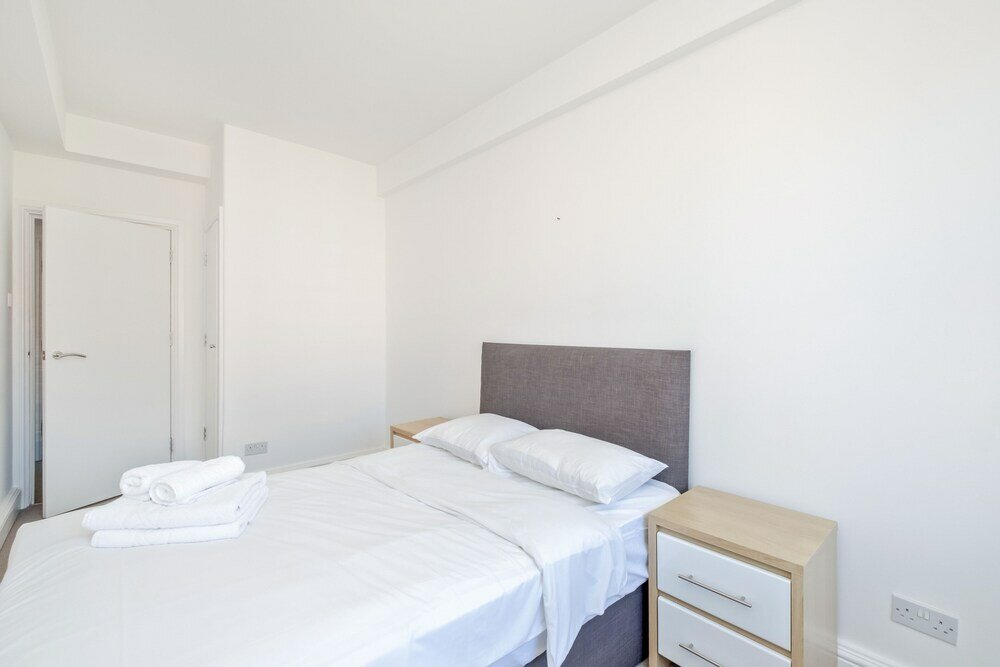 Фото Gorgeous Apartments Pimlico