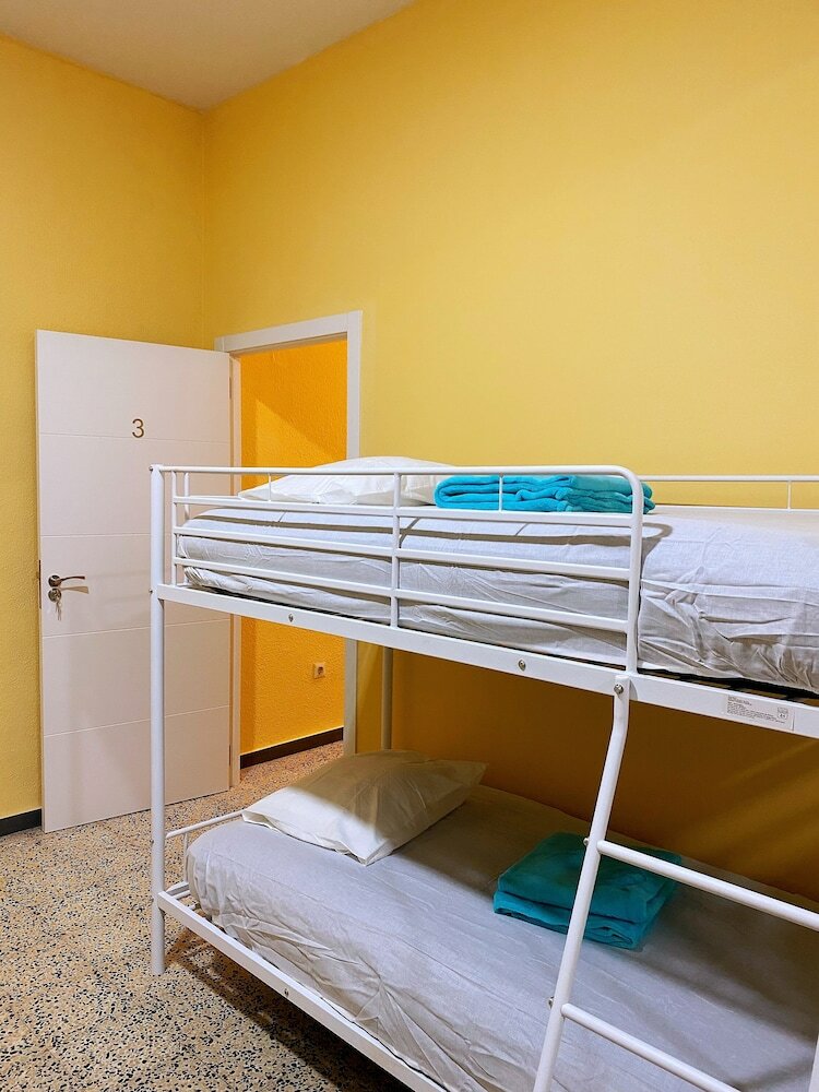 Фото Hostel Napoles