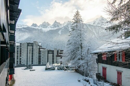 Внешний вид отеля Chalet Hôtel le Prieuré and SPA в Шамони-Мон-Блане, фото 4