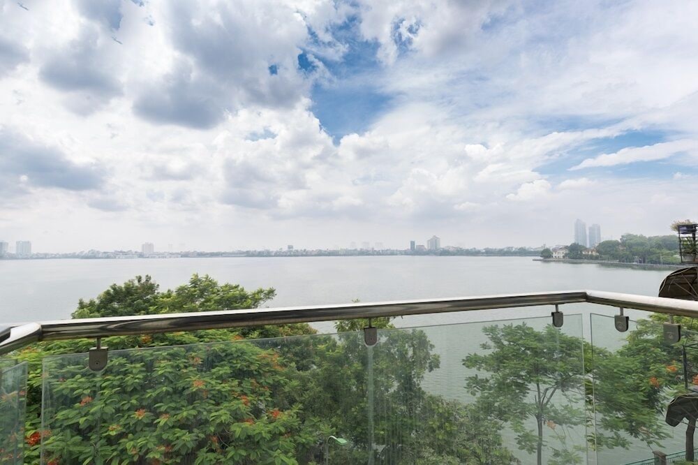 Фото Lotus Inn Serviced Apartment