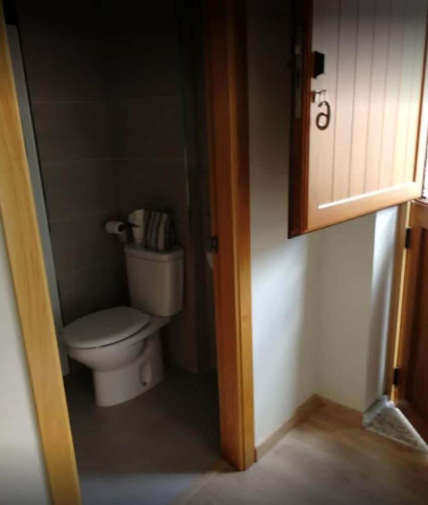 Фото Pensión Albergue Los Caminantes - Hostel