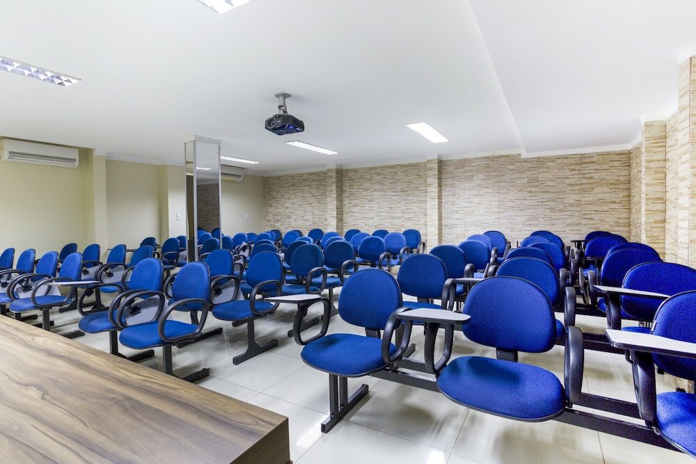 Фото Oyo Hotel VIA Universitária, Maracanã