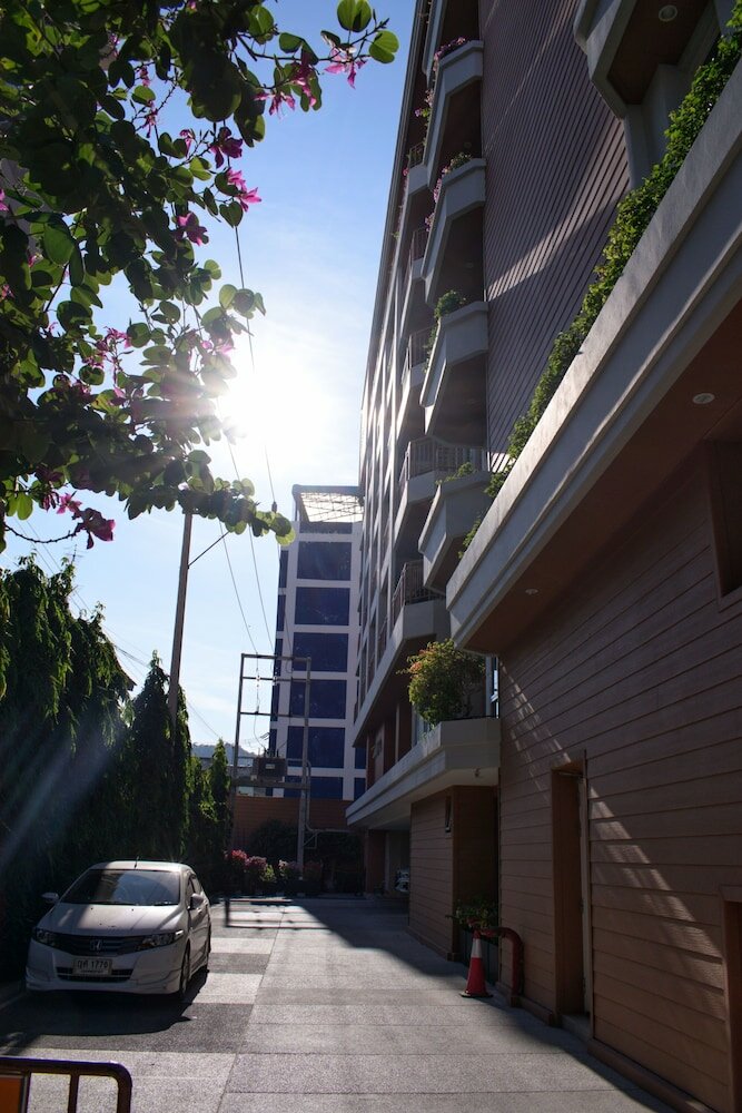 Фото Hisea Huahin Hotel