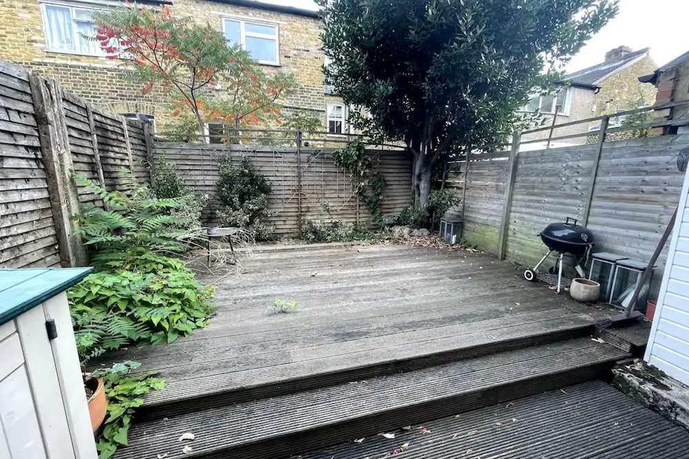Фото Tranquil & Family-friendly 3bd Home, Clapham!