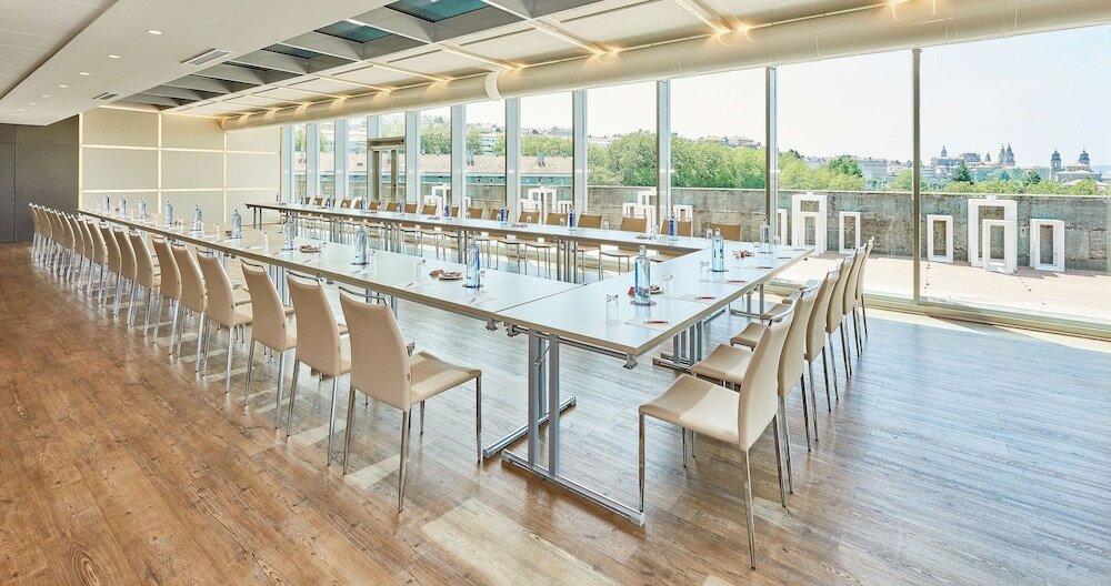 Фото Nh Collection Santiago de Compostela