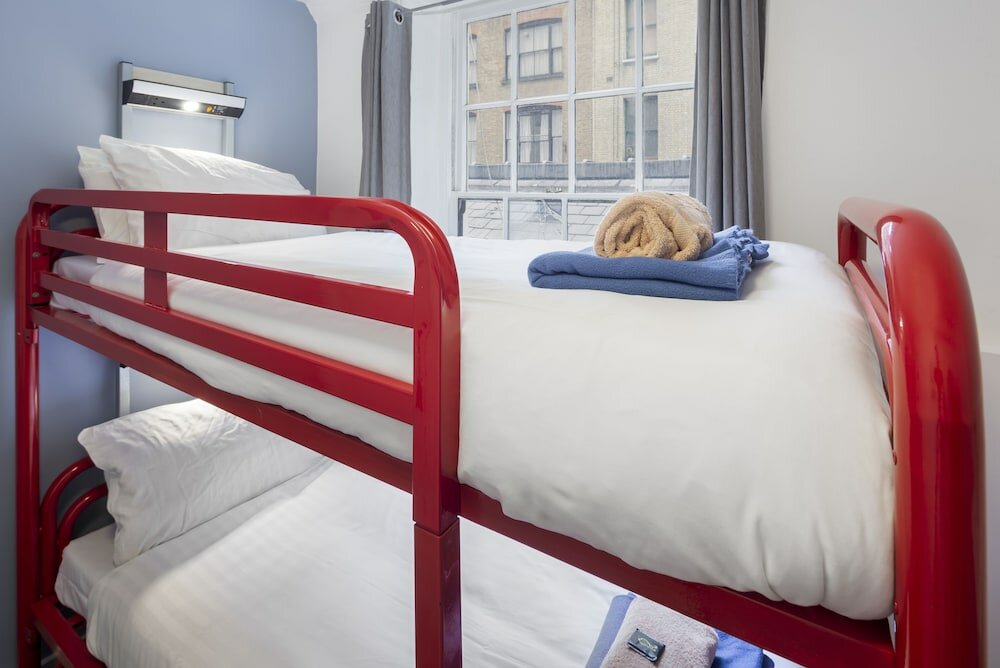 Фото Astor Museum Inn Hostel