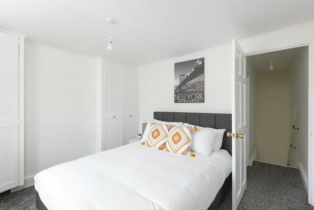 Фото Skyvillion East Finchley London 2bedroom