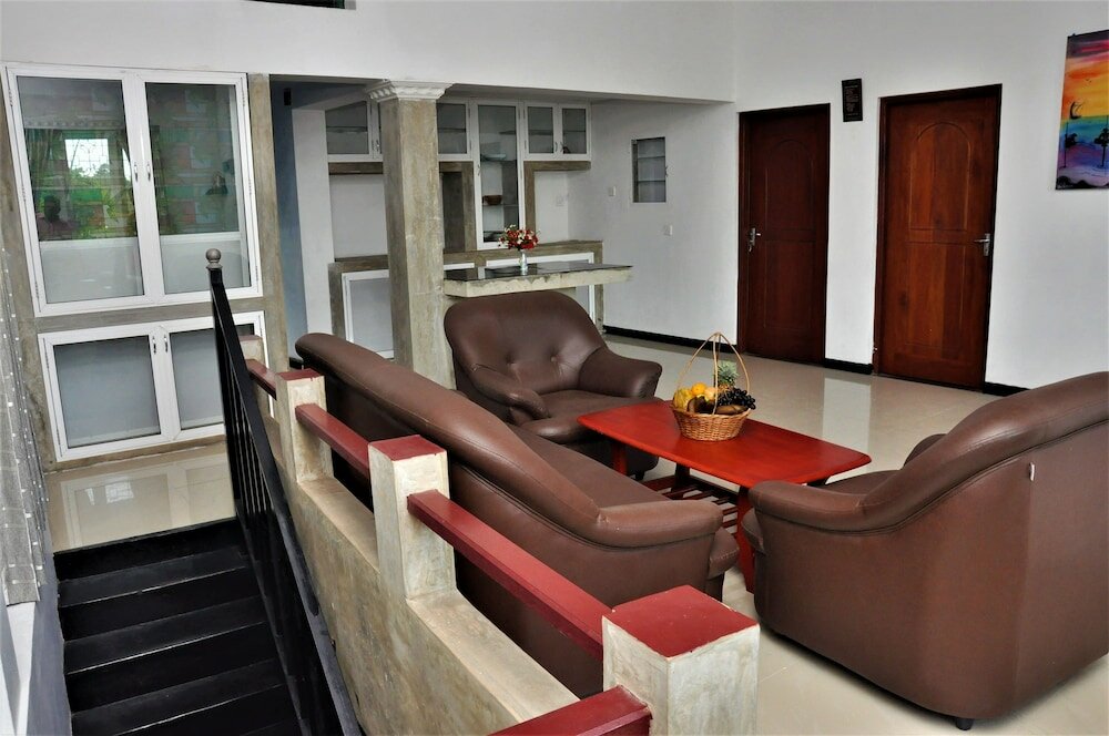 Фото Chrish Residence Negombo