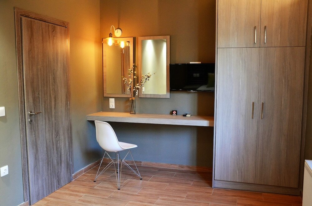 Фото Ampoulos Rooms & Apartments