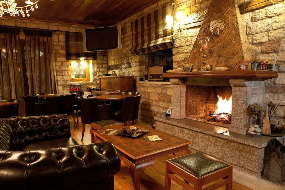 Фото Nisista Lodge Mountain View