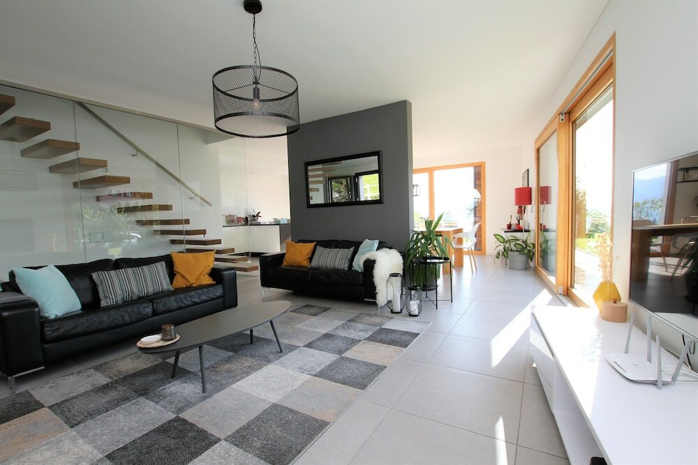 Фото Montreux holiday home