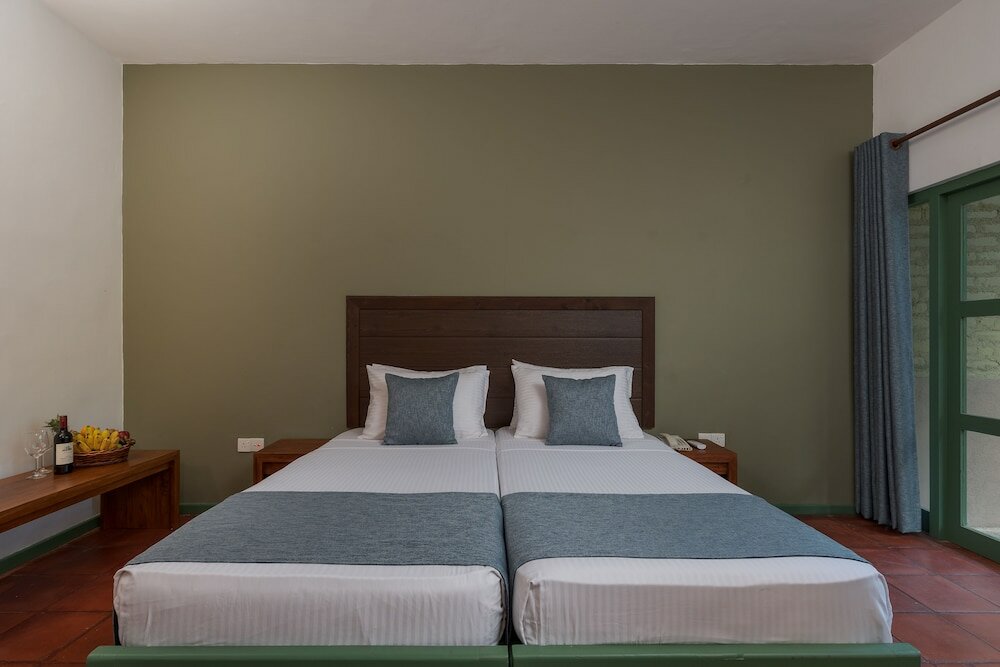 Фото Elephant Reach Yala