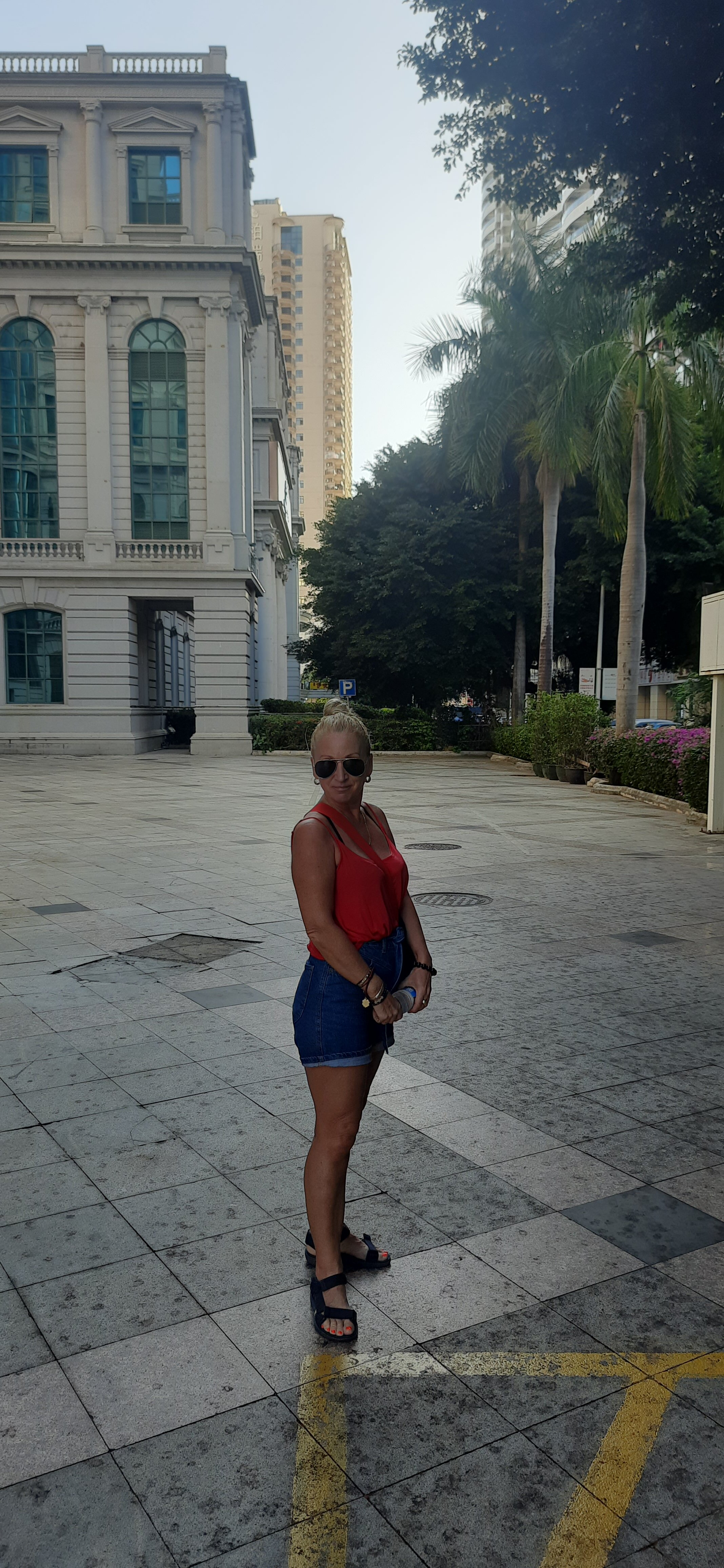 Фото Sanya Shanghai Huating Boutique Resort Hotel