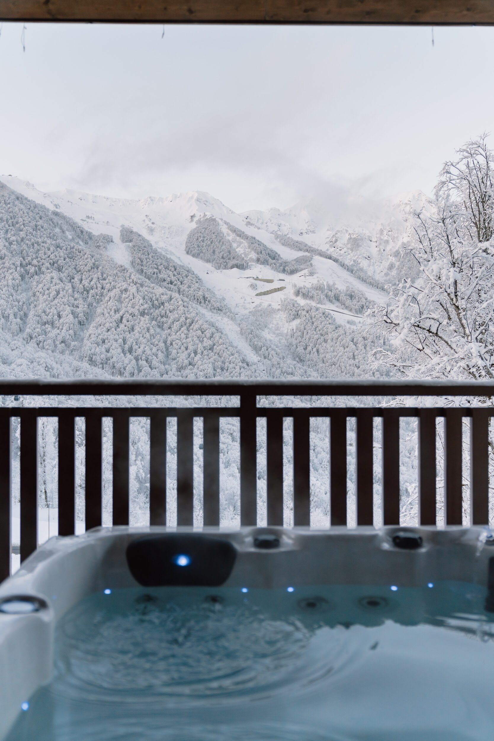 Фото Boogel Woogel Bar & Hotel