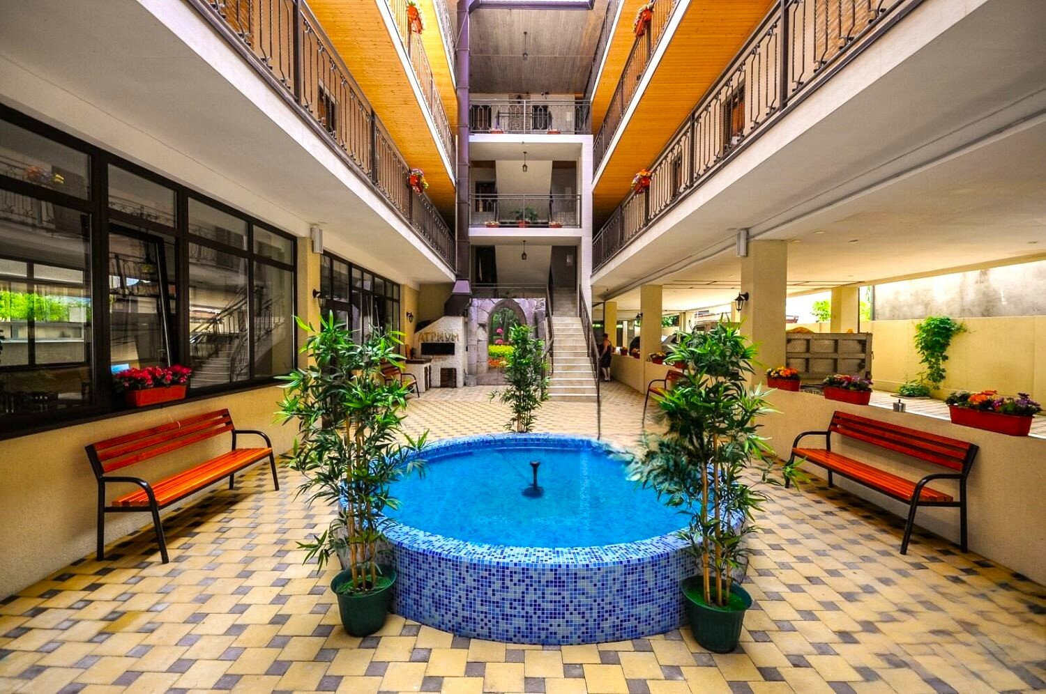 Фото Атриум