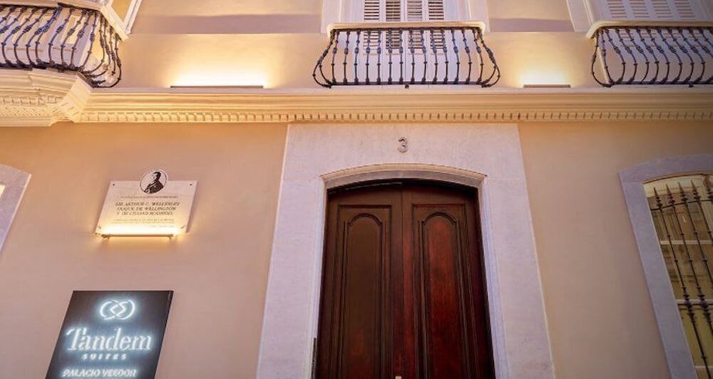 Фото Tandem Veedor De Galeras Suites