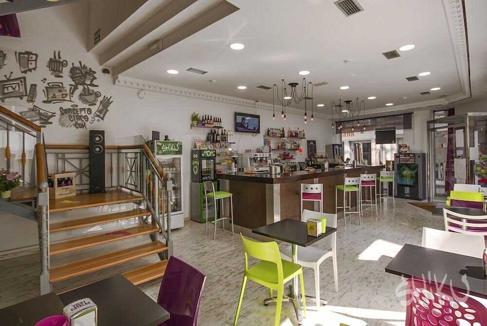 Фото Shiku Hostel