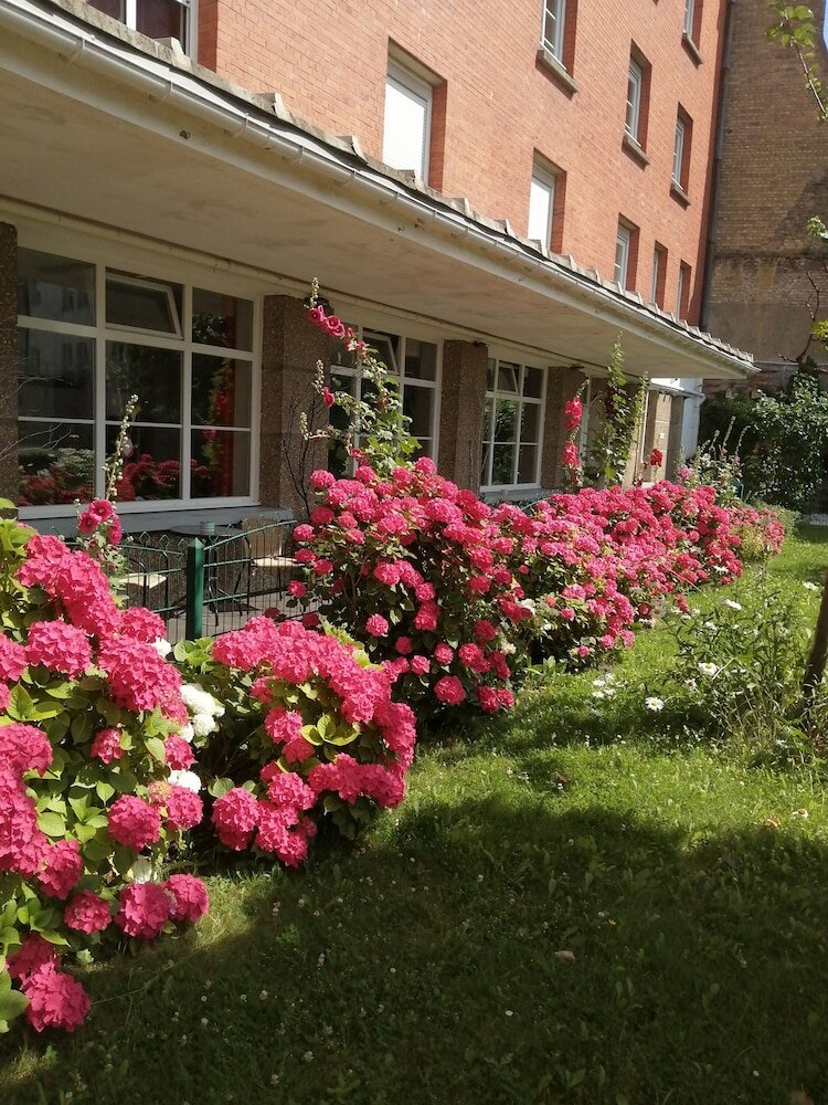 Фото Hôtel Les Jardins Dunkerque center