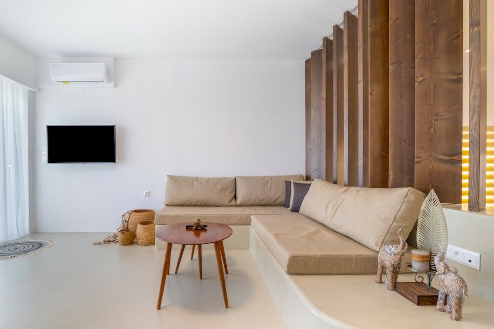 Фото Wave Suite by the Sea