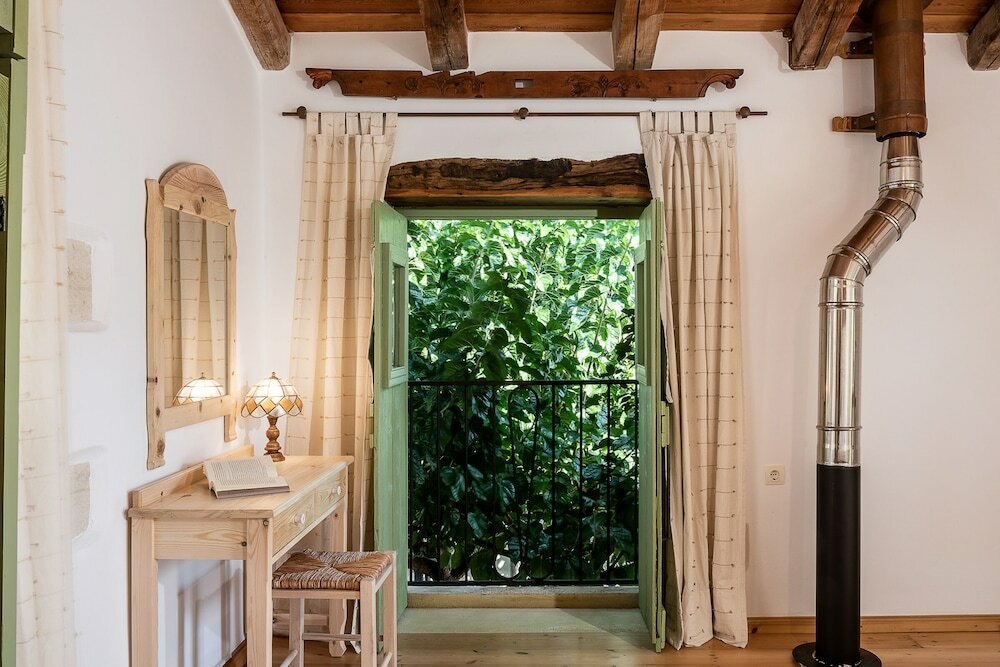 Фото Lemon Tree Eco-Retreat with Terraces