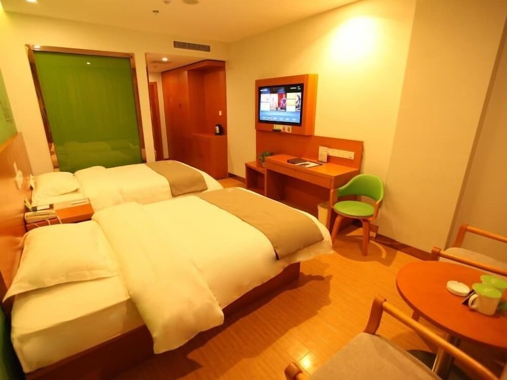 Фото Vatica Qingdao Licang Xiazhuang Hexie Plaza Hotel