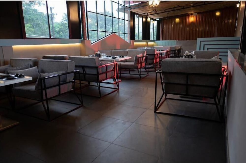 Фото Aceotel Inn The Apple Tree