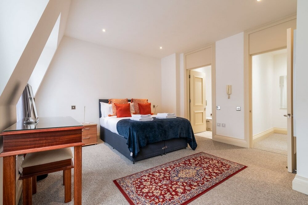 Фото Gorgeous Marylebone House